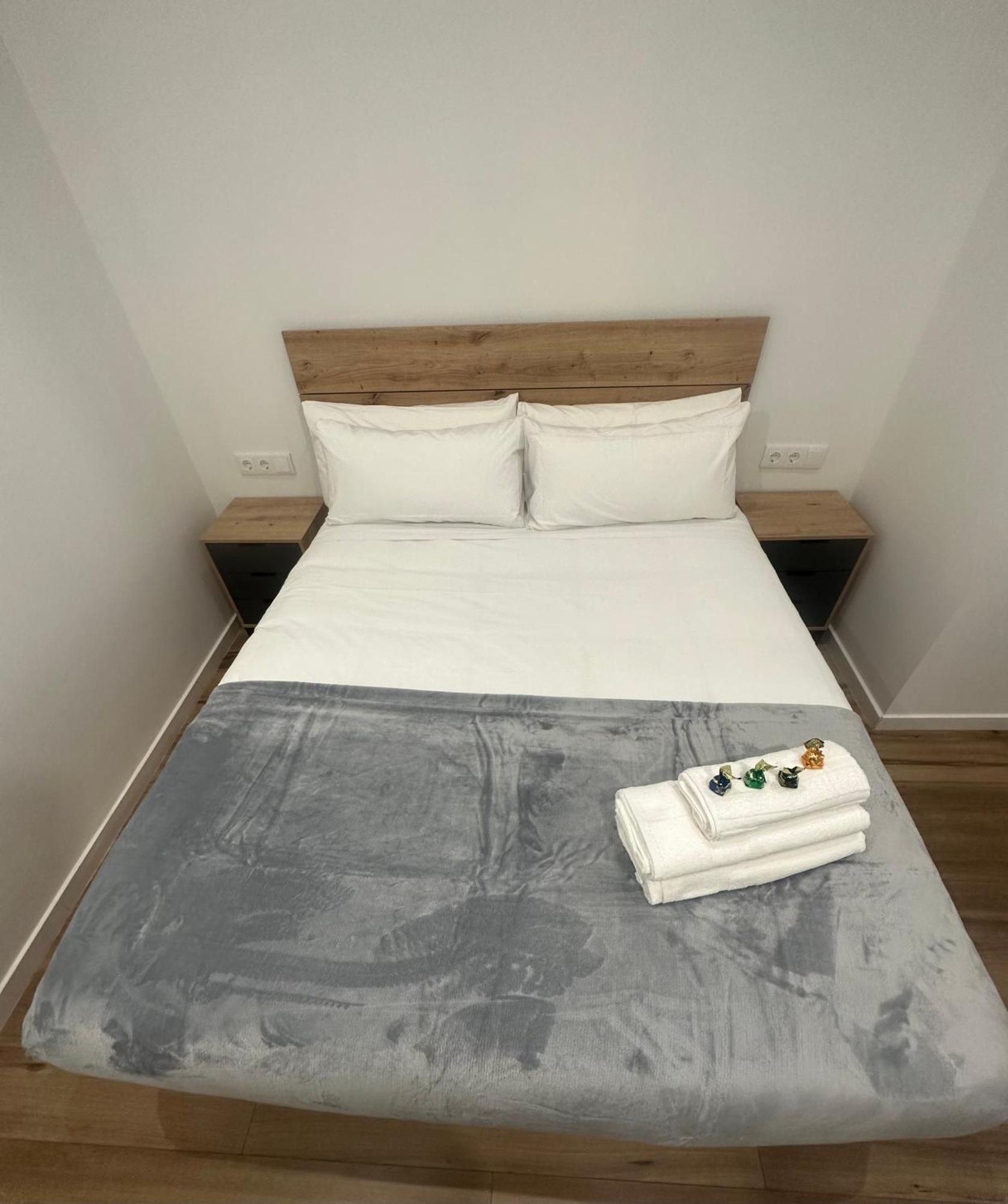 Portobeach Valencia Suites Экстерьер фото
