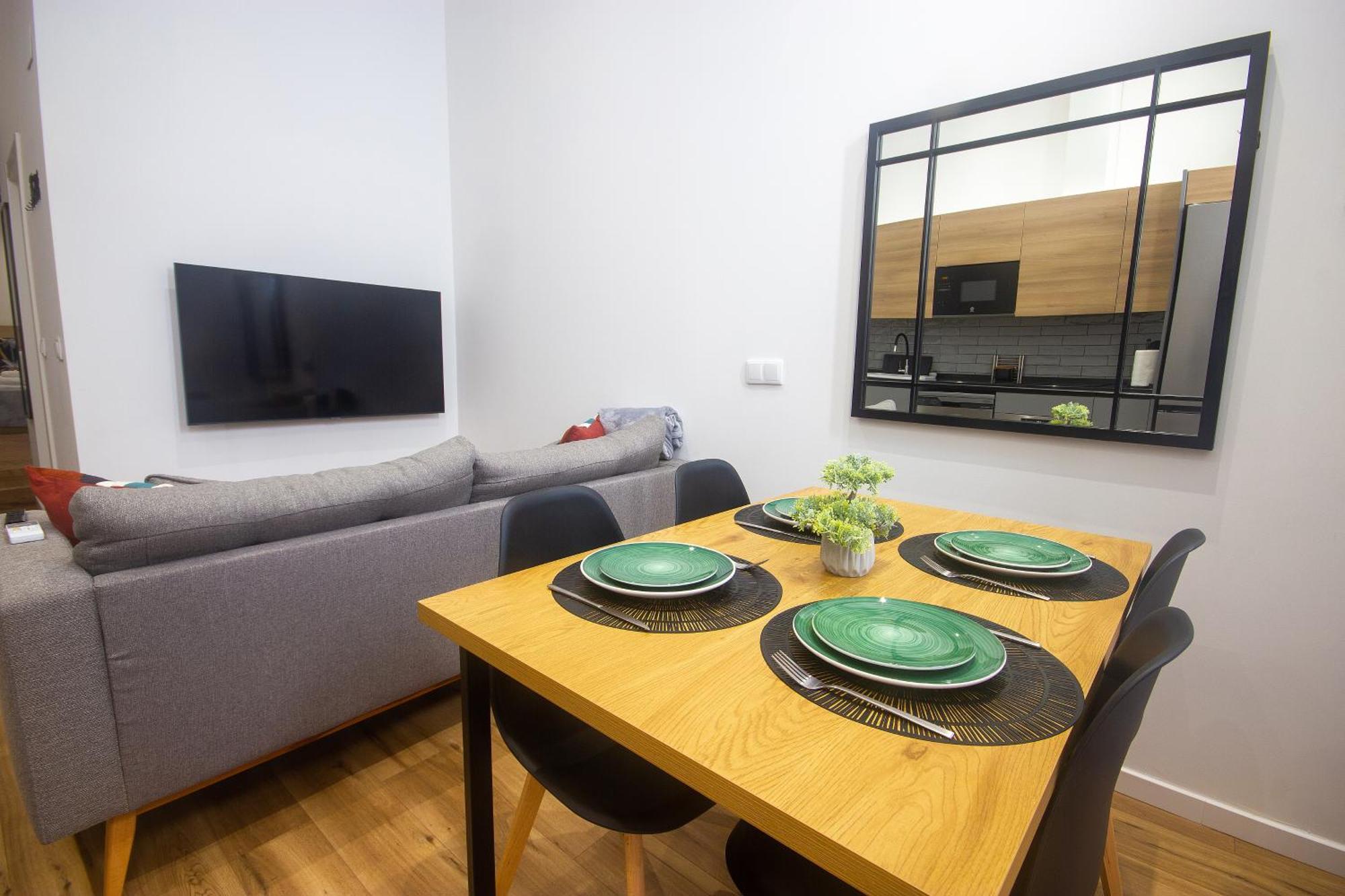 Portobeach Valencia Suites Экстерьер фото